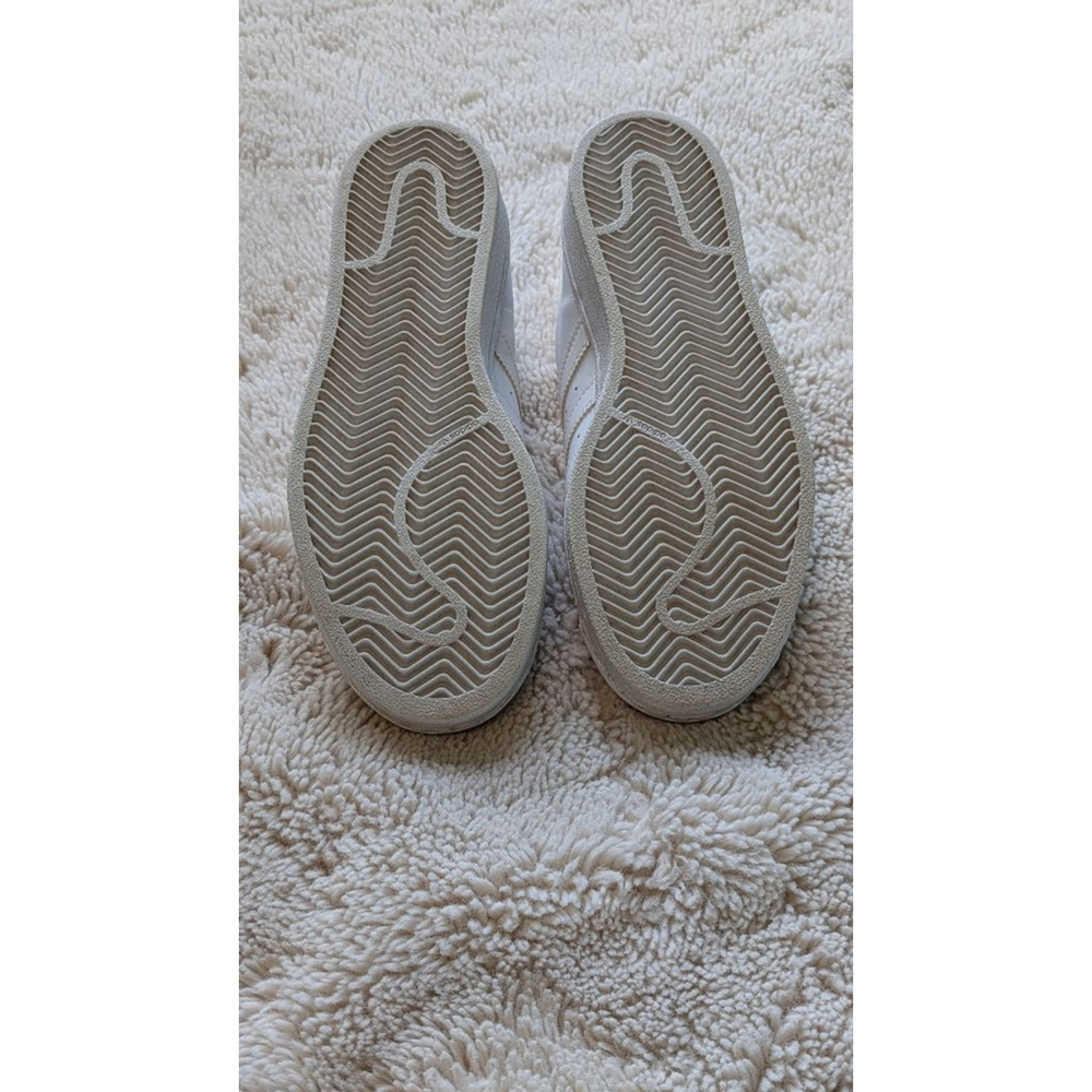 Adidas Sneakers, Women's, Size 9 - Picture 3 of 7